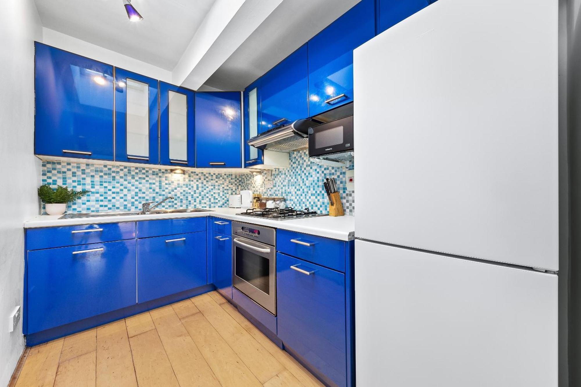 Balcony Blue Theme 1 Bedroom Central London Luxury Flat Near Hyde Park! Accommodates Up To 6! Double Sofa Bed And Next To Station! エクステリア 写真