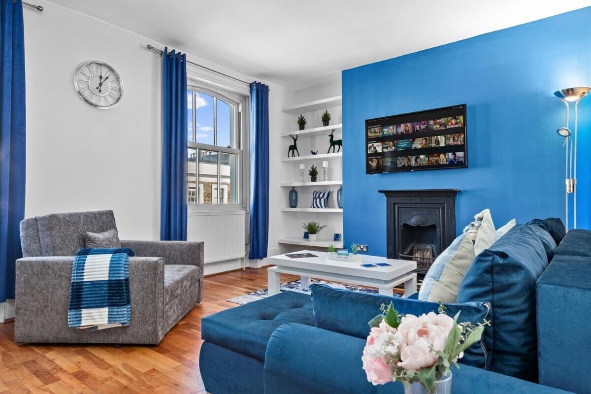 Balcony Blue Theme 1 Bedroom Central London Luxury Flat Near Hyde Park! Accommodates Up To 6! Double Sofa Bed And Next To Station! エクステリア 写真